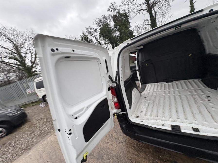 Used Citroen Berlingo 2020 for sale - 76967240: Photo 11