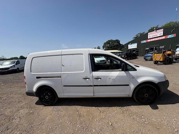 Used Volkswagen Caddy Maxi 2009 for sale - 79287037: Photo