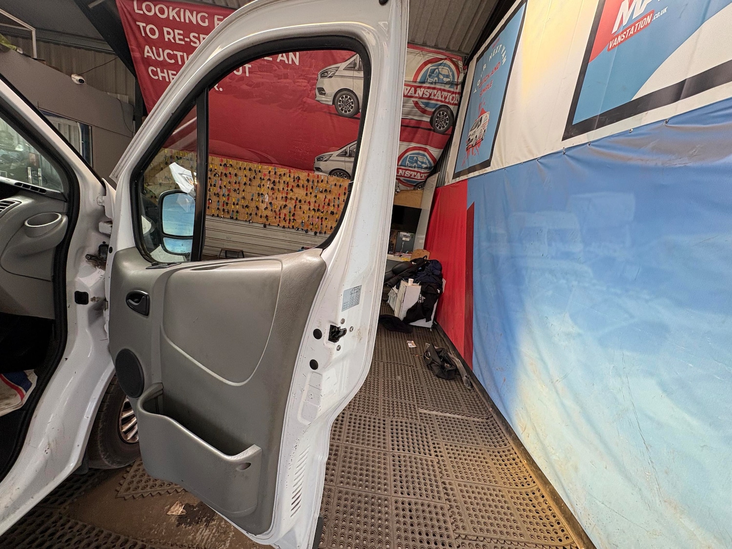 Vehicle 21