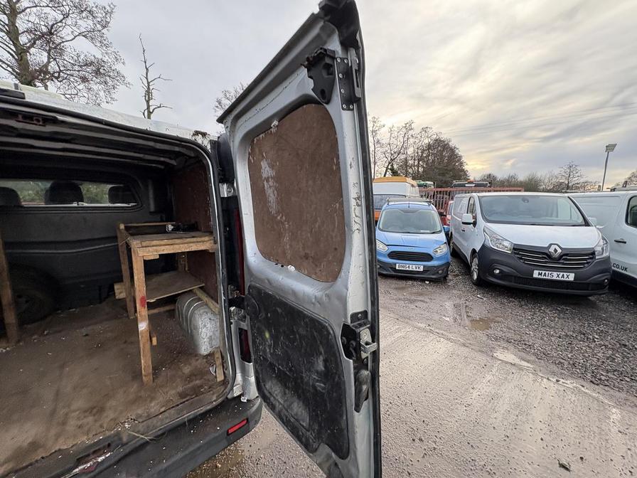 Used Vauxhall Vivaro 2018 for sale - 77206053: Photo 10