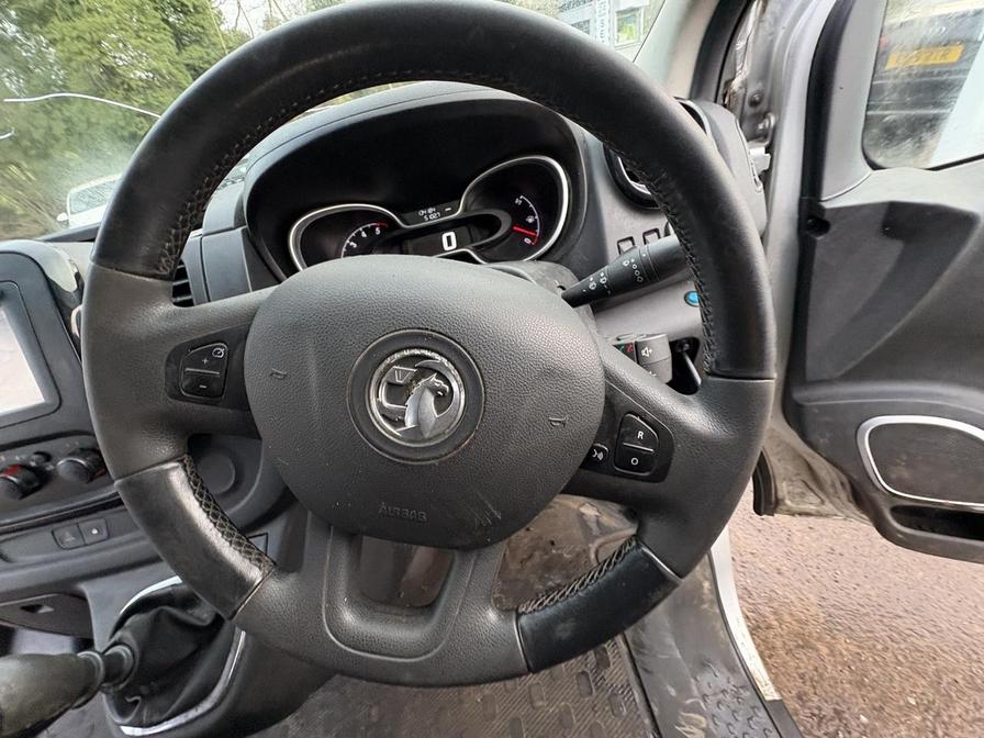 Used Vauxhall Vivaro 2018 for sale - 77206053: Photo 16