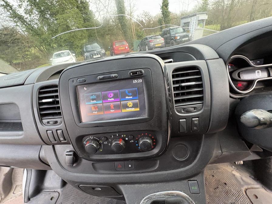 Used Vauxhall Vivaro 2018 for sale - 77206053: Photo 19