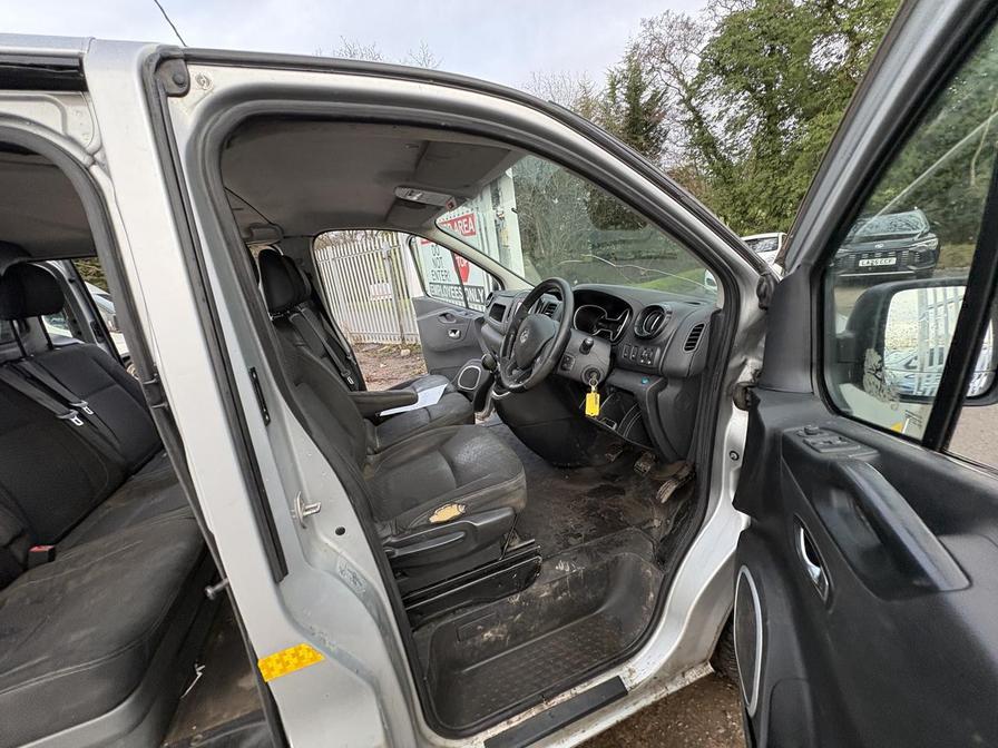 Used Vauxhall Vivaro 2018 for sale - 77206053: Photo 20