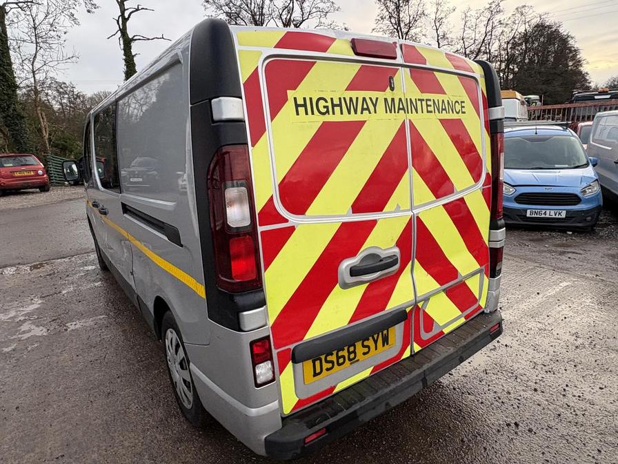 Used Vauxhall Vivaro 2018 for sale - 77206053: Photo 7