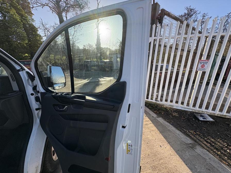 Used Ford Transit Custom 2018 for sale - 76636188: Photo 18