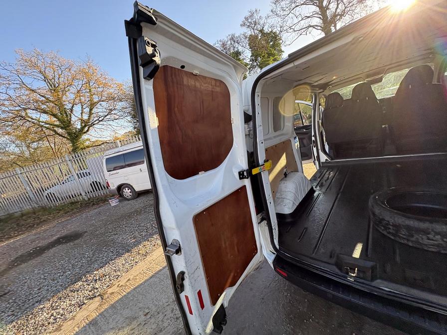 Used Ford Transit Custom 2018 for sale - 76636188: Photo 19