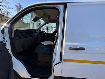 Used Ford Transit Custom 2018 for sale - 76636188: Photo