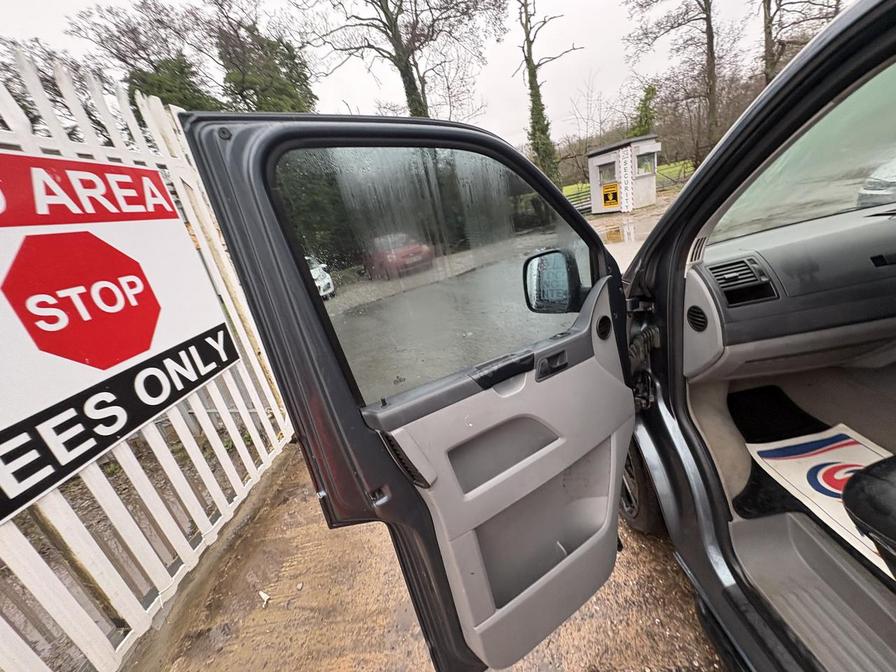 Used Volkswagen Transporter Shuttle 2006 for sale - 77485448: Photo 14