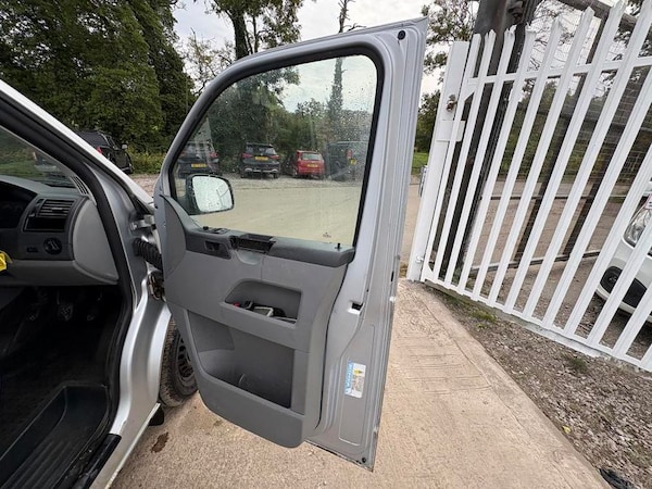 Used Volkswagen Transporter 2007 for sale - 76155452: Photo 17