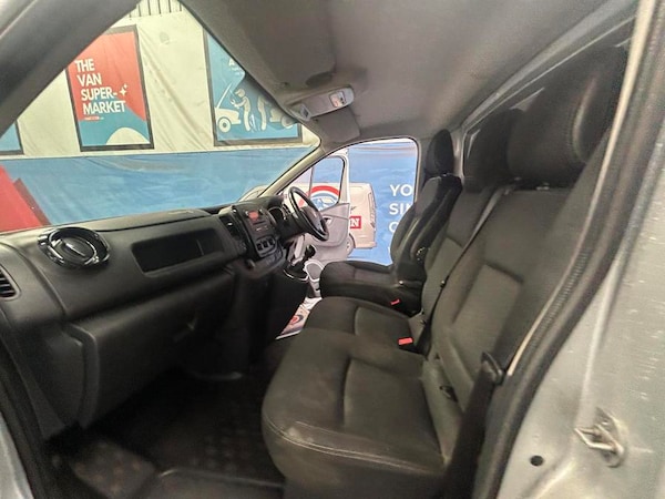 Used Vauxhall Vivaro 2018 for sale - 76184202: Photo 11