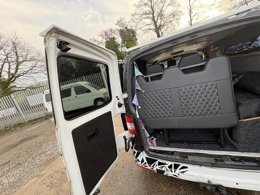 Used Volkswagen Transporter 2007 for sale - 77068130: Photo 16