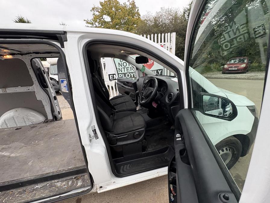 Used Mercedes-Benz Vito 2019 for sale - 77810725: Photo 13