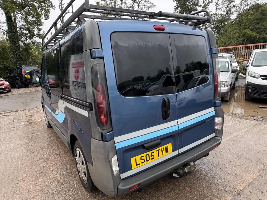 Used Vauxhall Vivaro 2005 for sale - 76459500: Photo 10