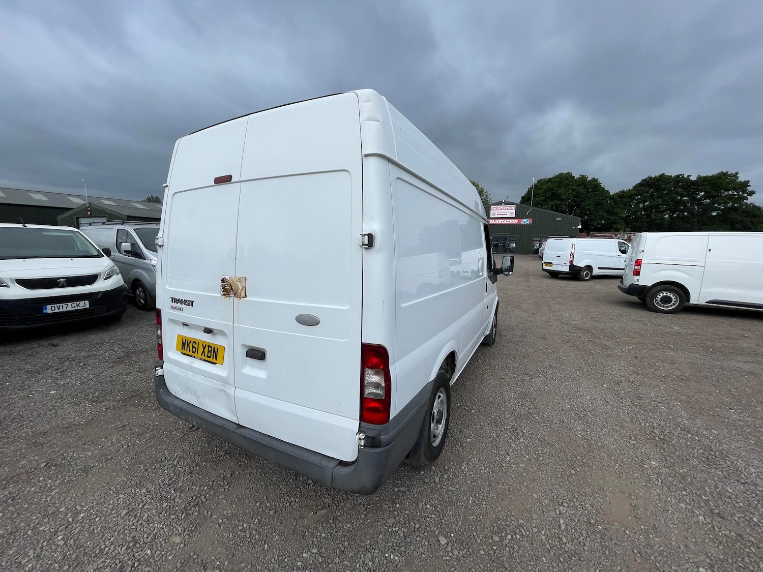 Vehicle 21