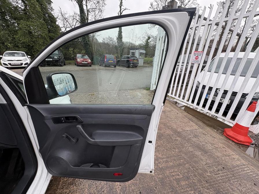 Used Volkswagen Caddy 2016 for sale - 77308055: Photo 22