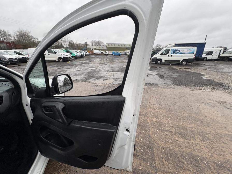 Used Peugeot Partner 2016 for sale - 77058086: Photo 16
