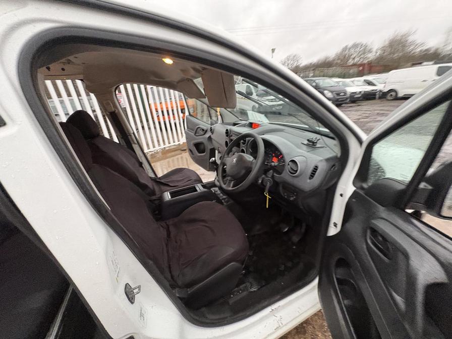 Used Peugeot Partner 2016 for sale - 77058086: Photo 17