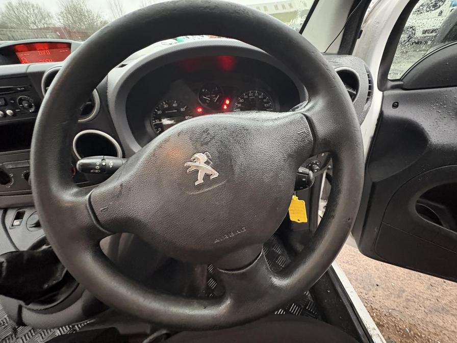 Used Peugeot Partner 2016 for sale - 77058086: Photo 21