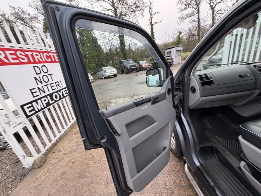 Used Volkswagen Transporter Shuttle 2007 for sale - 77058084: Photo 5