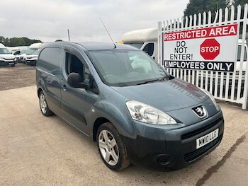 Used Peugeot Partner 2010 for sale - 76552703: Photo