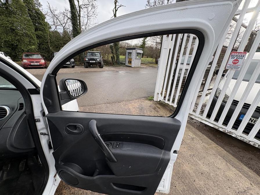 Used Renault Kangoo for sale - 77239705: Photo 12