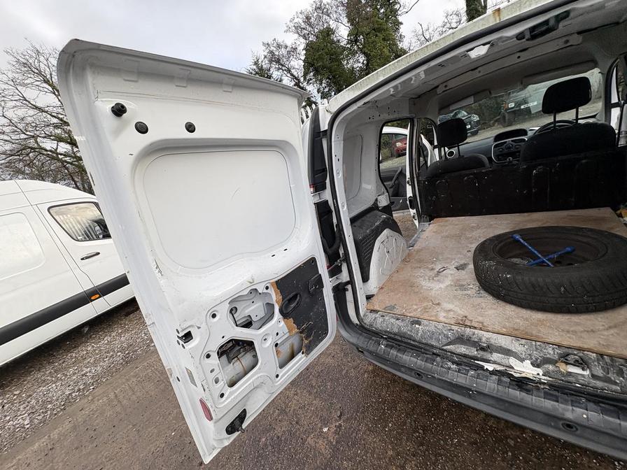 Used Renault Kangoo for sale - 77239705: Photo 17