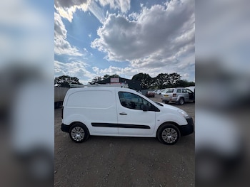 Used Citroen Berlingo 2015 for sale - 79287031: Photo