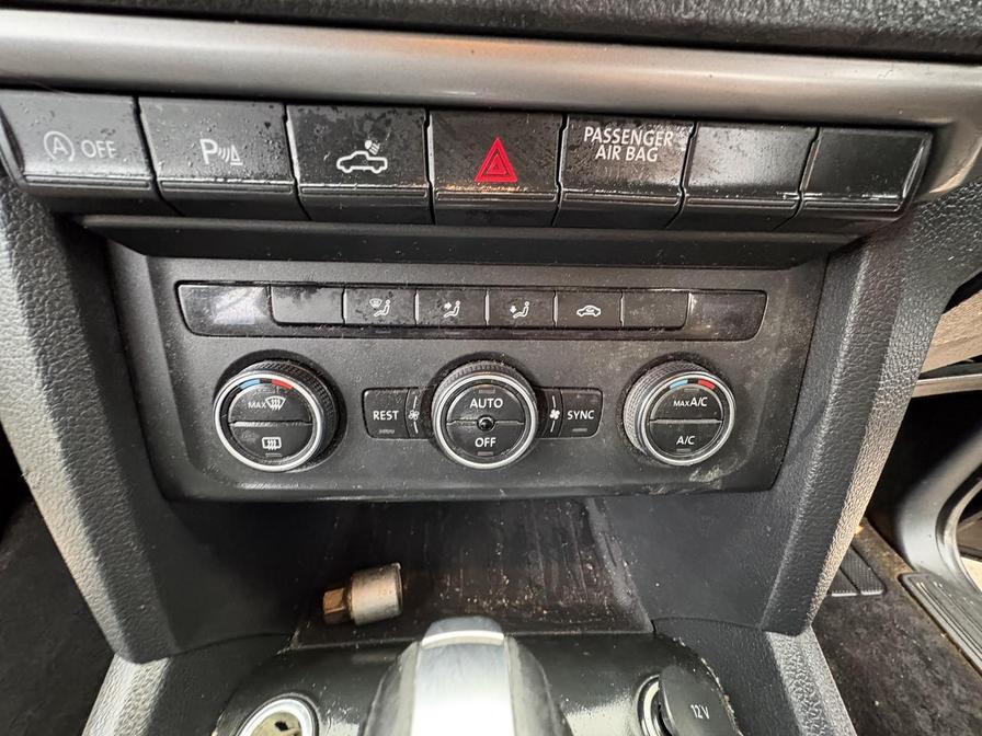 Used Volkswagen Amarok 2018 for sale - 77022018: Photo 17