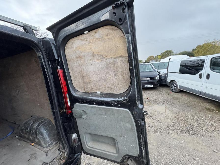 Used Vauxhall Vivaro 2014 for sale - 76373216: Photo 5