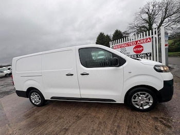 Used Vauxhall Vivaro 2020 for sale - 77043745: Photo