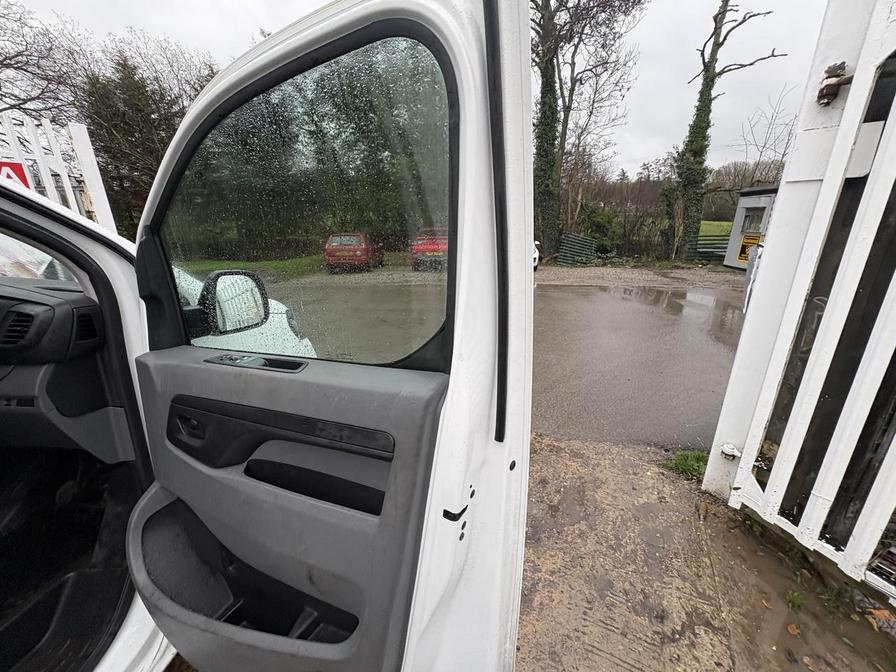 Used Vauxhall Vivaro 2020 for sale - 77043745: Photo 9