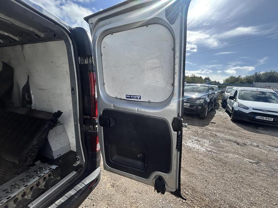 Used Vauxhall Vivaro 2016 for sale - 76310049: Photo 18