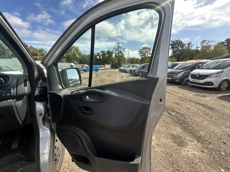 Used Vauxhall Vivaro 2016 for sale - 76310049: Photo 22