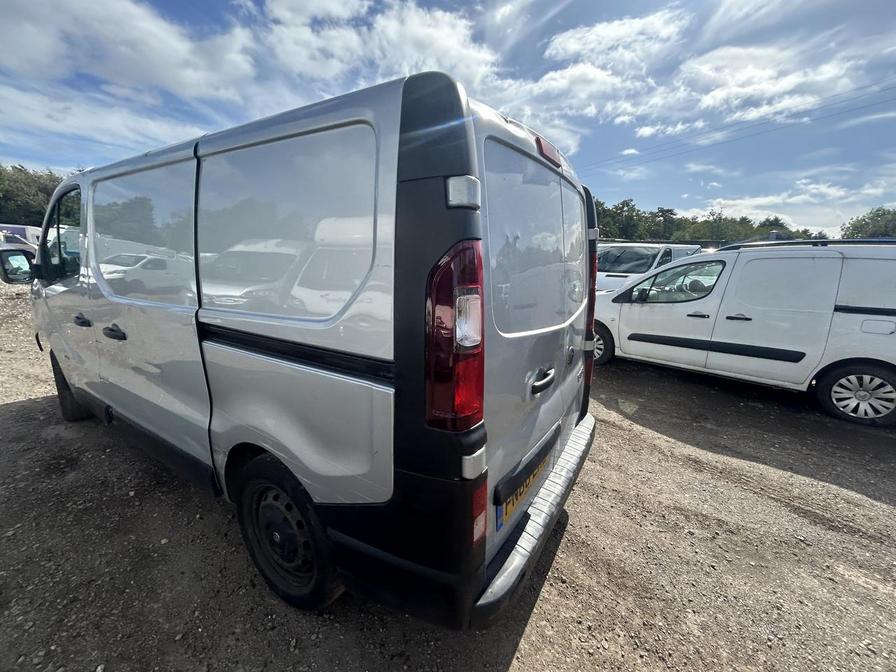Used Vauxhall Vivaro 2016 for sale - 76310049: Photo 4