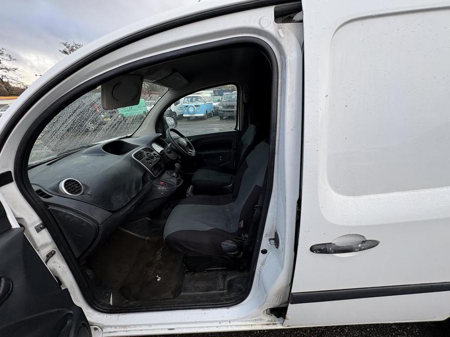 Used Renault Kangoo 2015 for sale - 76856646: Photo 2