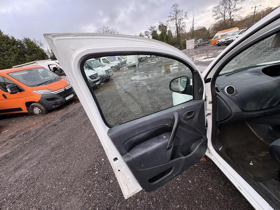 Used Renault Kangoo 2015 for sale - 76856646: Photo 3