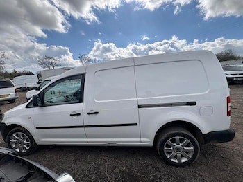 Used Volkswagen Caddy Maxi 2014 for sale - 78118234: Photo