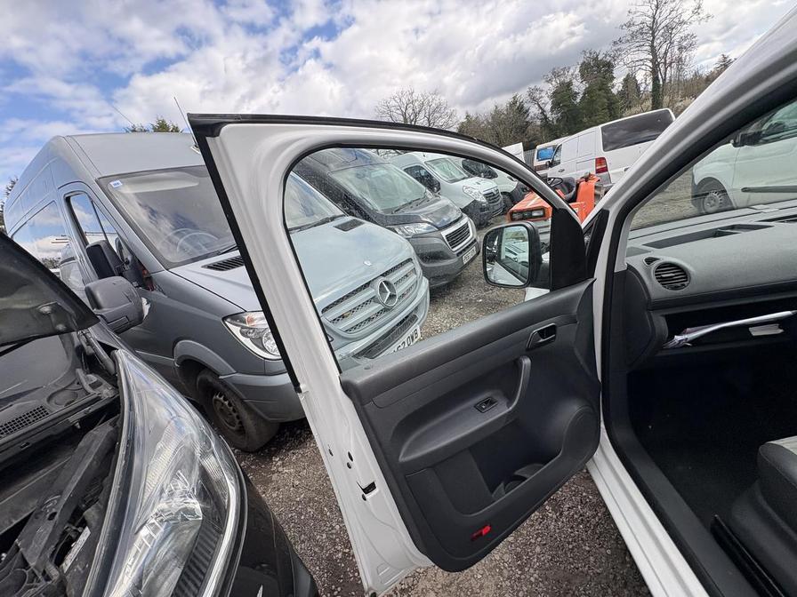 Used Volkswagen Caddy Maxi 2014 for sale - 78118234: Photo 8