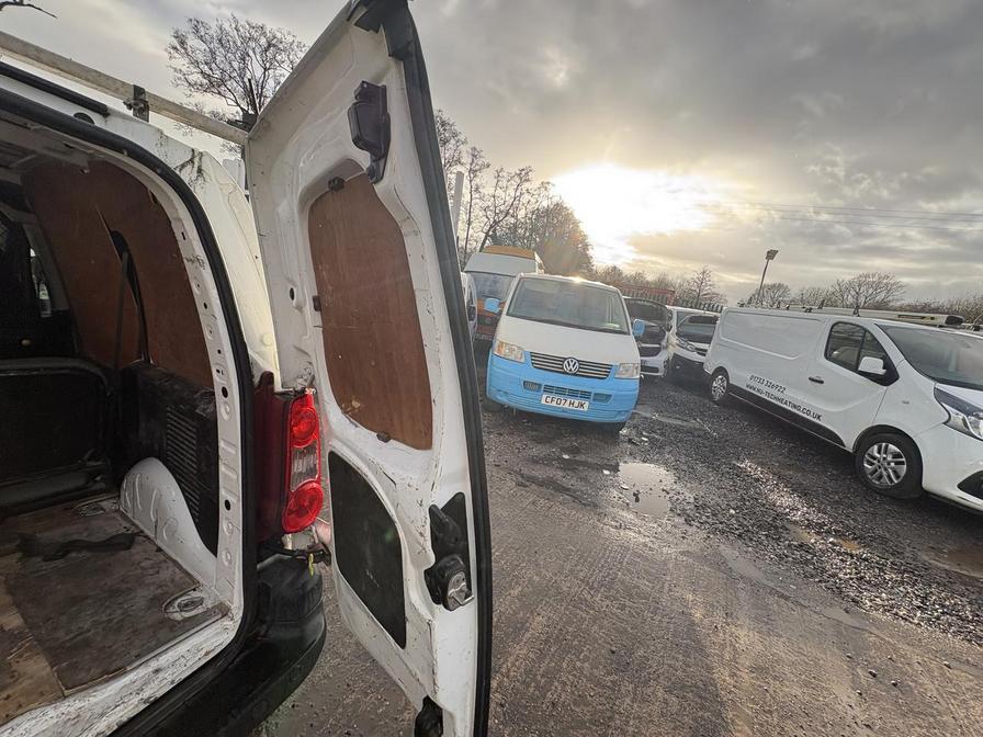 Used Peugeot Partner 2016 for sale - 77428605: Photo 13