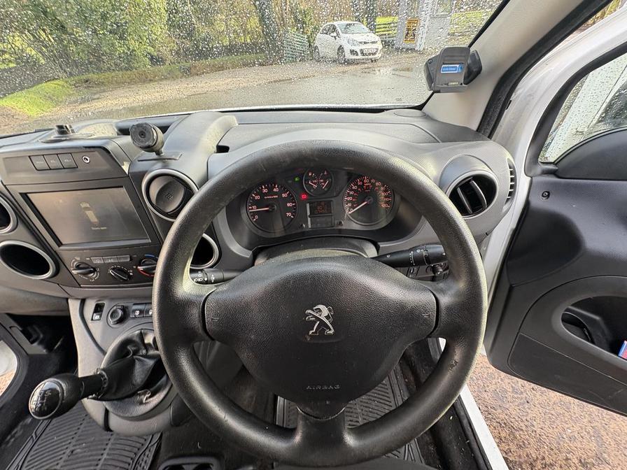 Used Peugeot Partner 2016 for sale - 77428605: Photo 18
