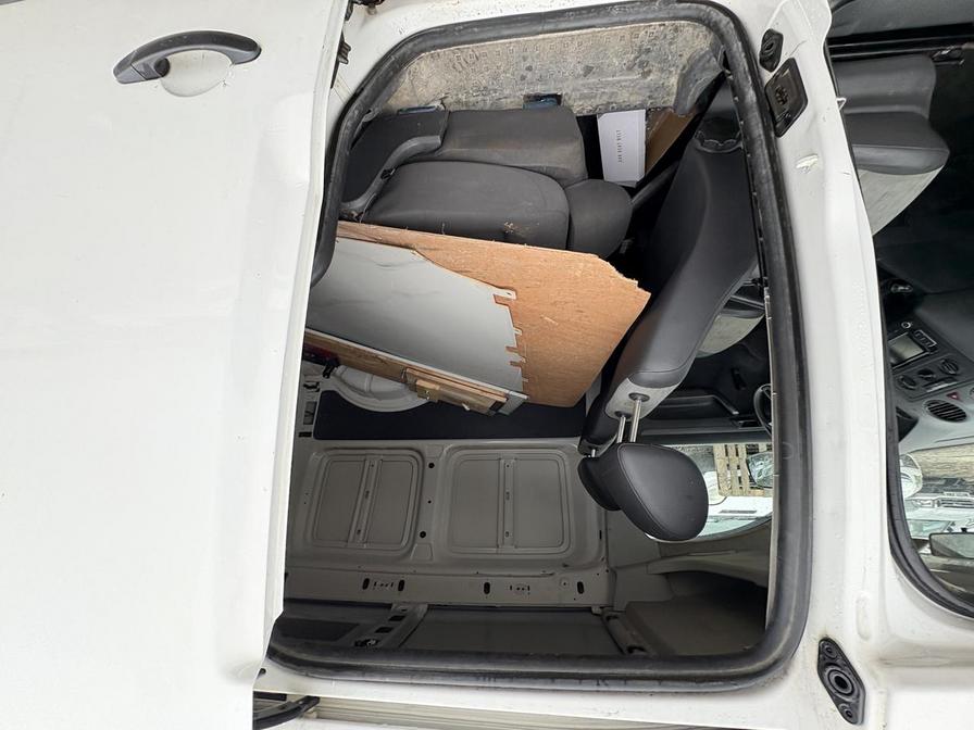 Used Volkswagen Caddy 2011 for sale - 76540407: Photo 3