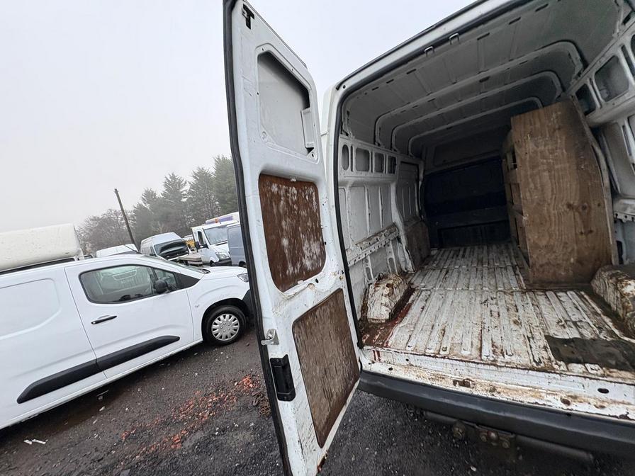 Used Ford Transit 2011 for sale - 77076010: Photo 2