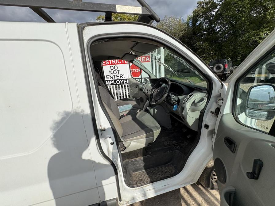Used Vauxhall Vivaro 2011 for sale - 77134567: Photo 9