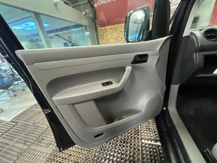 Used Volkswagen Caddy 2008 for sale - 75784433: Photo 6