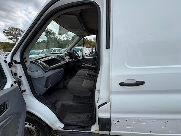 Used Ford Transit 2015 for sale - 76242133: Photo 16