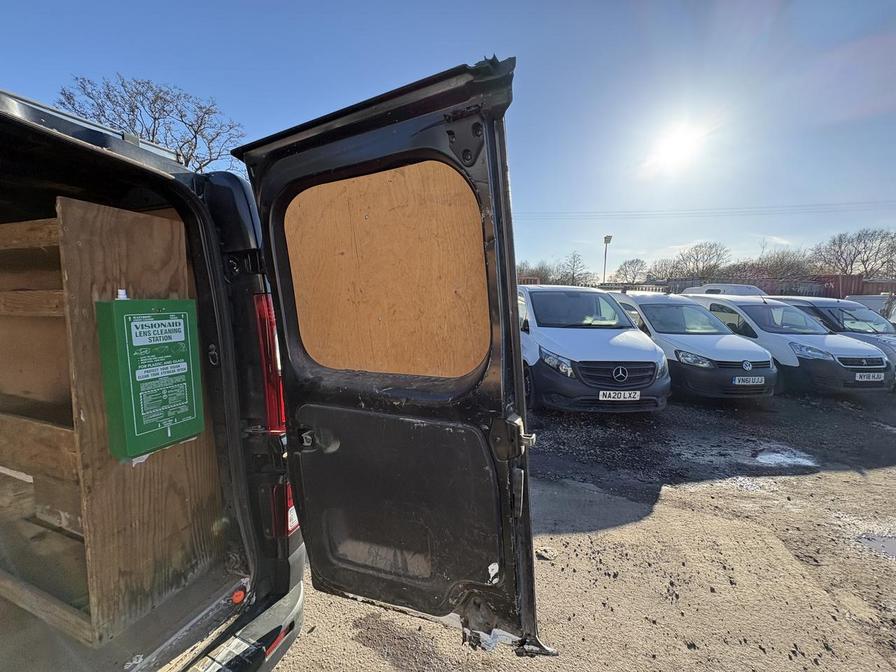 Used Renault Trafic 2015 for sale - 77960361: Photo 10