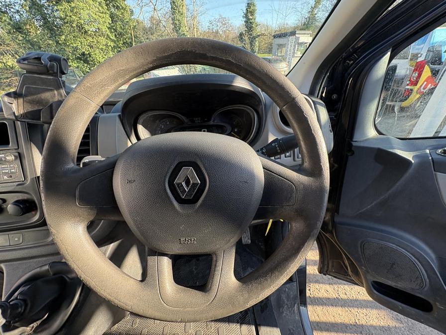 Used Renault Trafic 2015 for sale - 77960361: Photo 8