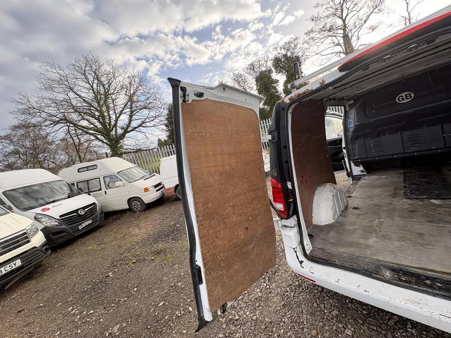 Used Mercedes-Benz Vito 2017 for sale - 76889265: Photo 16