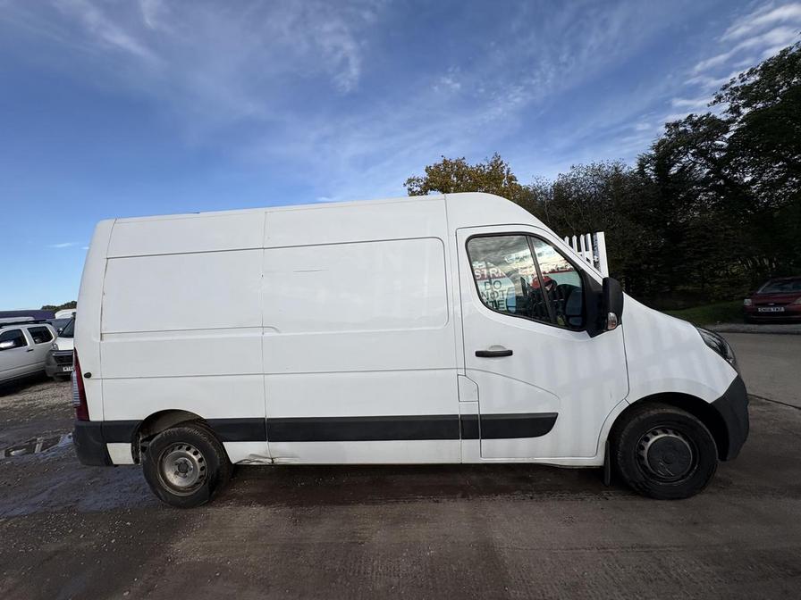 Used Vauxhall Movano 2020 for sale - 76401031: Photo 2