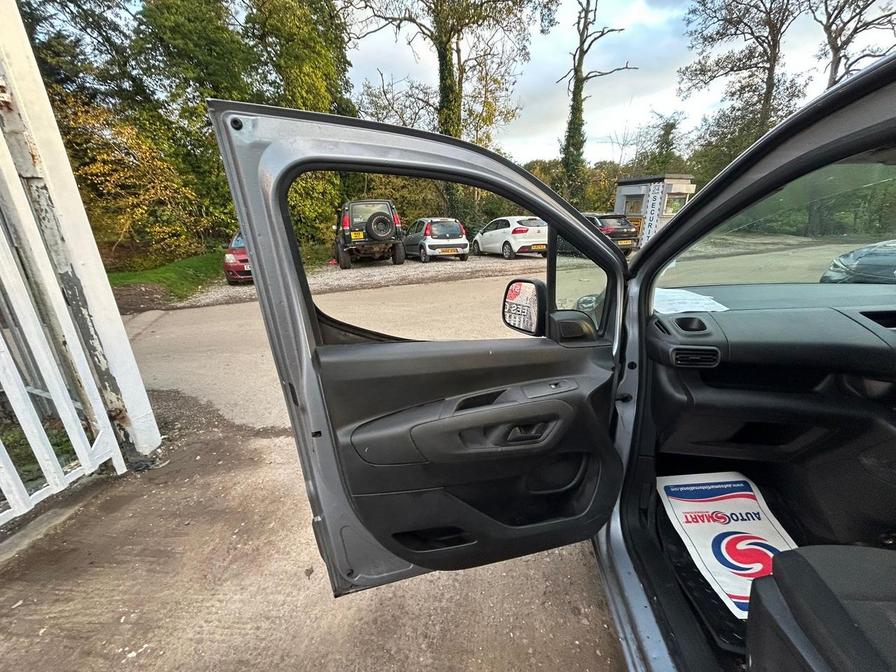 Used Vauxhall Combo 2019 for sale - 76401032: Photo 20